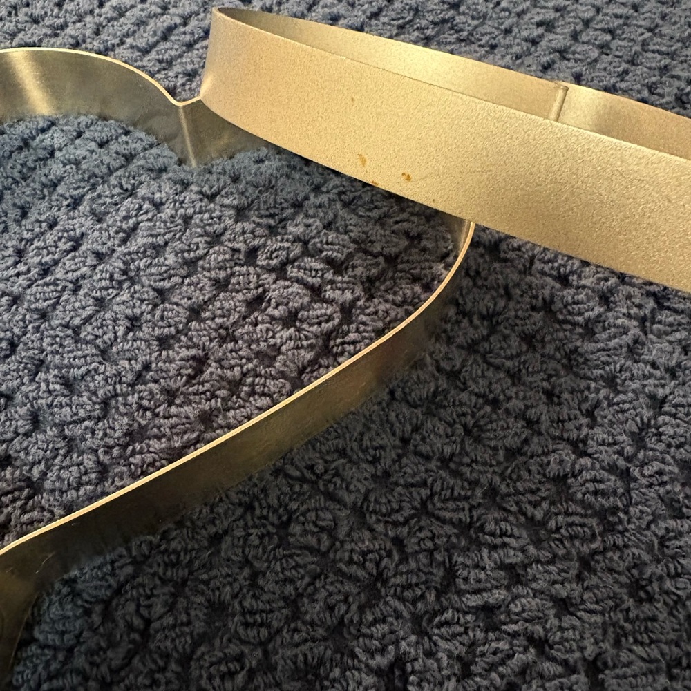 3 Older Metal Pancake/Cookie Treat Cutters - Mitten, Heart & Butterfly - Picture 6 of 16